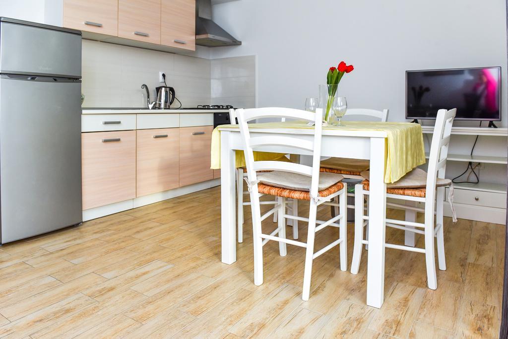 Apartments Purkovic Vodice Exterior photo